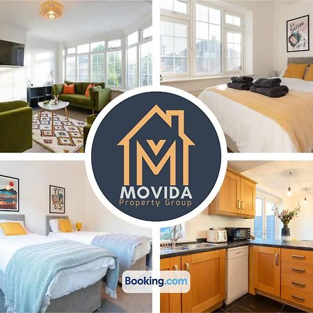 Large Modern 6 Bedroom House By Movida Property Group Short Lets & Serviced Accommodation With Games Room Leeds  Eksteriør bilde